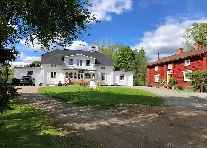 Bredsjoe Gamla Herrgard White Dream Mansion